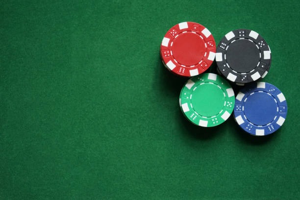Mobile app interface showing Red Tiger slot game with balance and betting controls